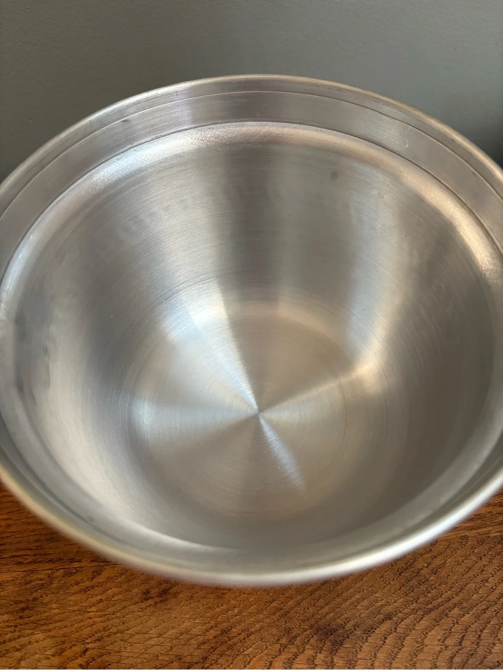 1950s MCM Silver Hammered Aluminum Ice Bucket with Lid. Made in Italy. Barware